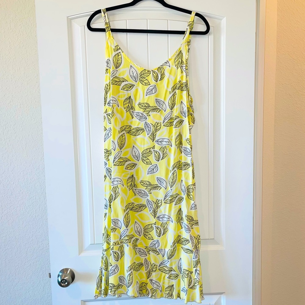 💛Arielle Tyler light flowing dress💛 100%Rayon